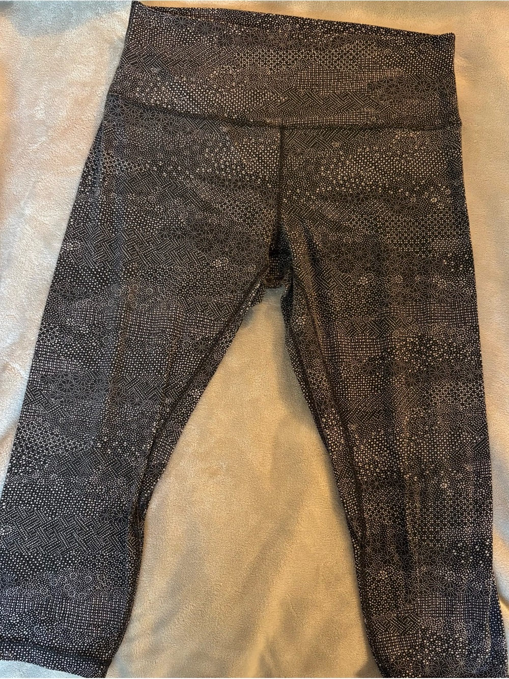 Lululemon Capri Patterned Leggings